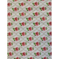 Rosas pequenas fundo creme